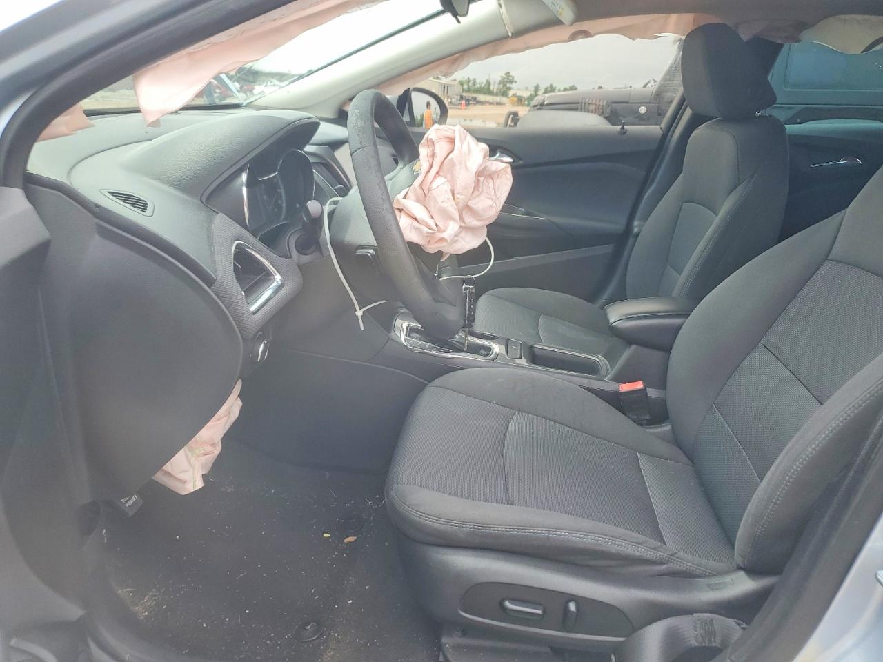 2018 CHEVROLET CRUZE