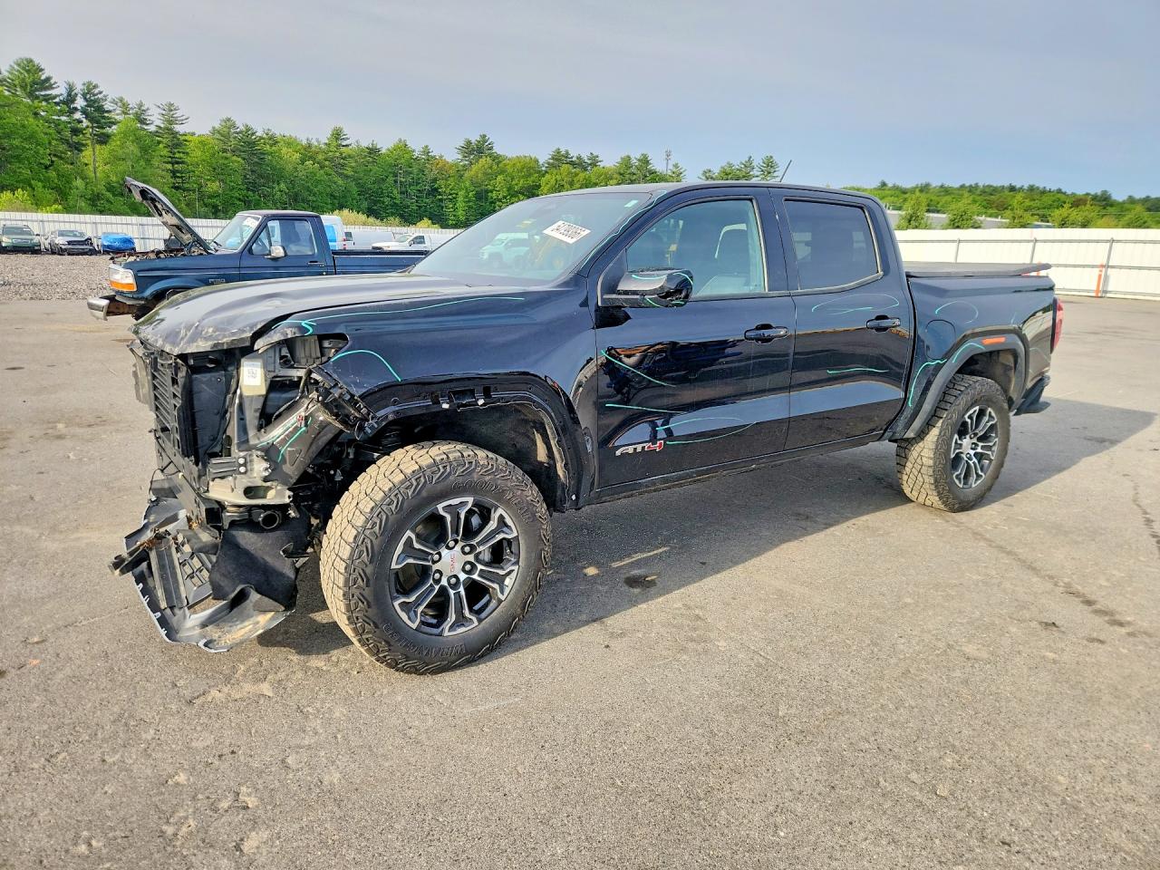 2024 GMC CANYON