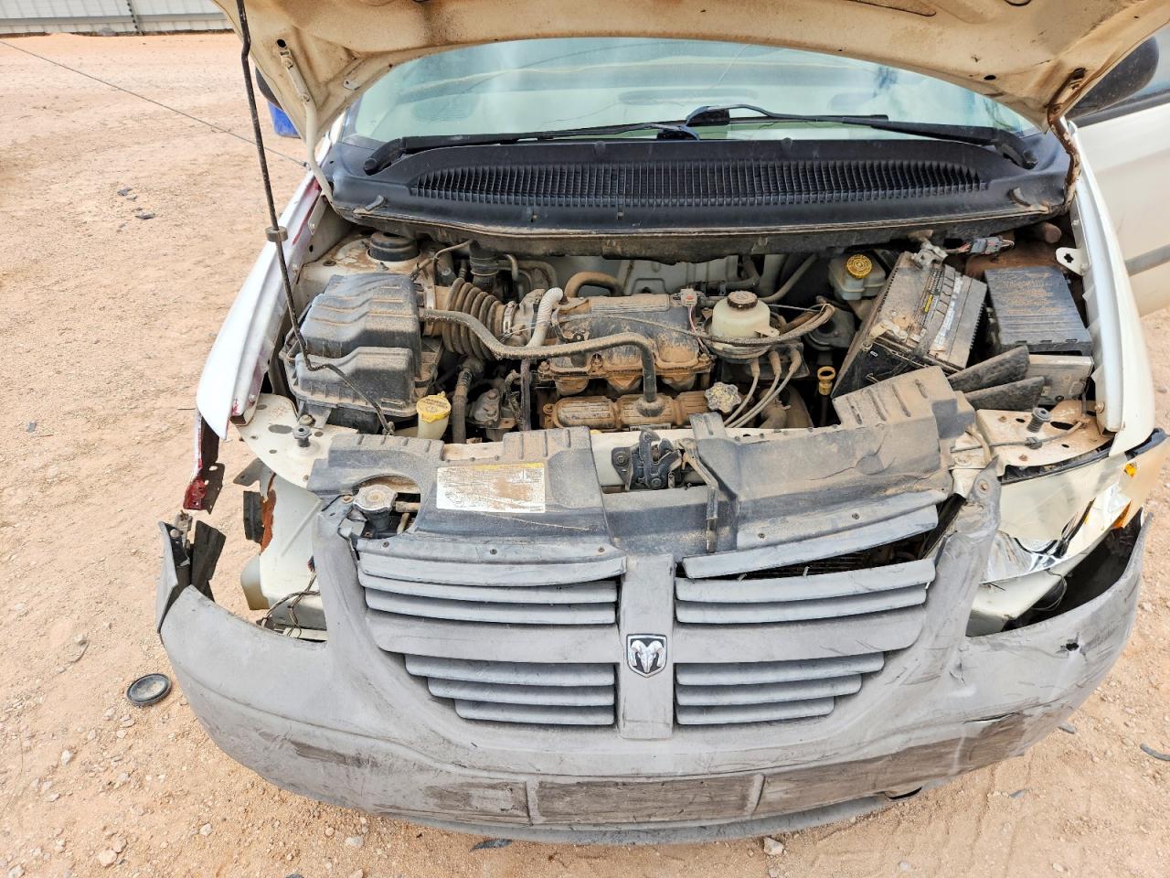 2005 DODGE CARAVAN