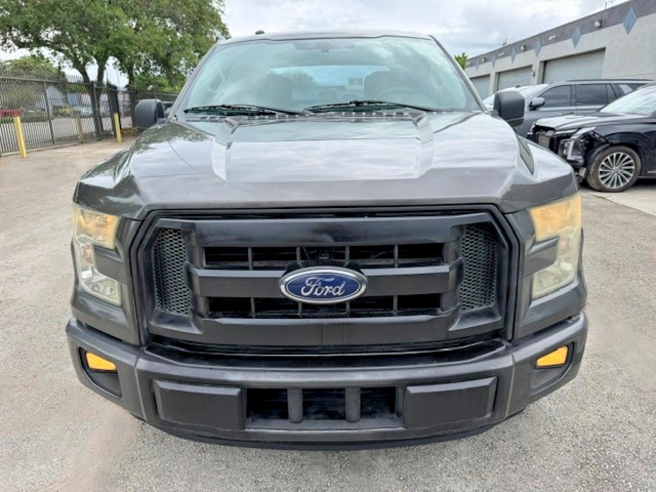 2016 FORD F150