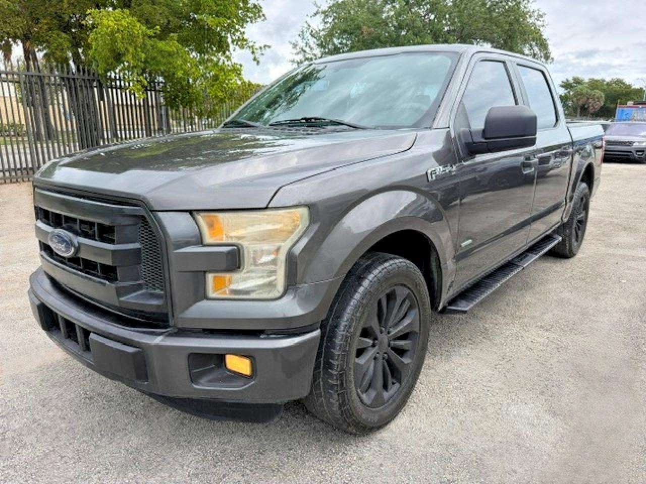2016 FORD F150