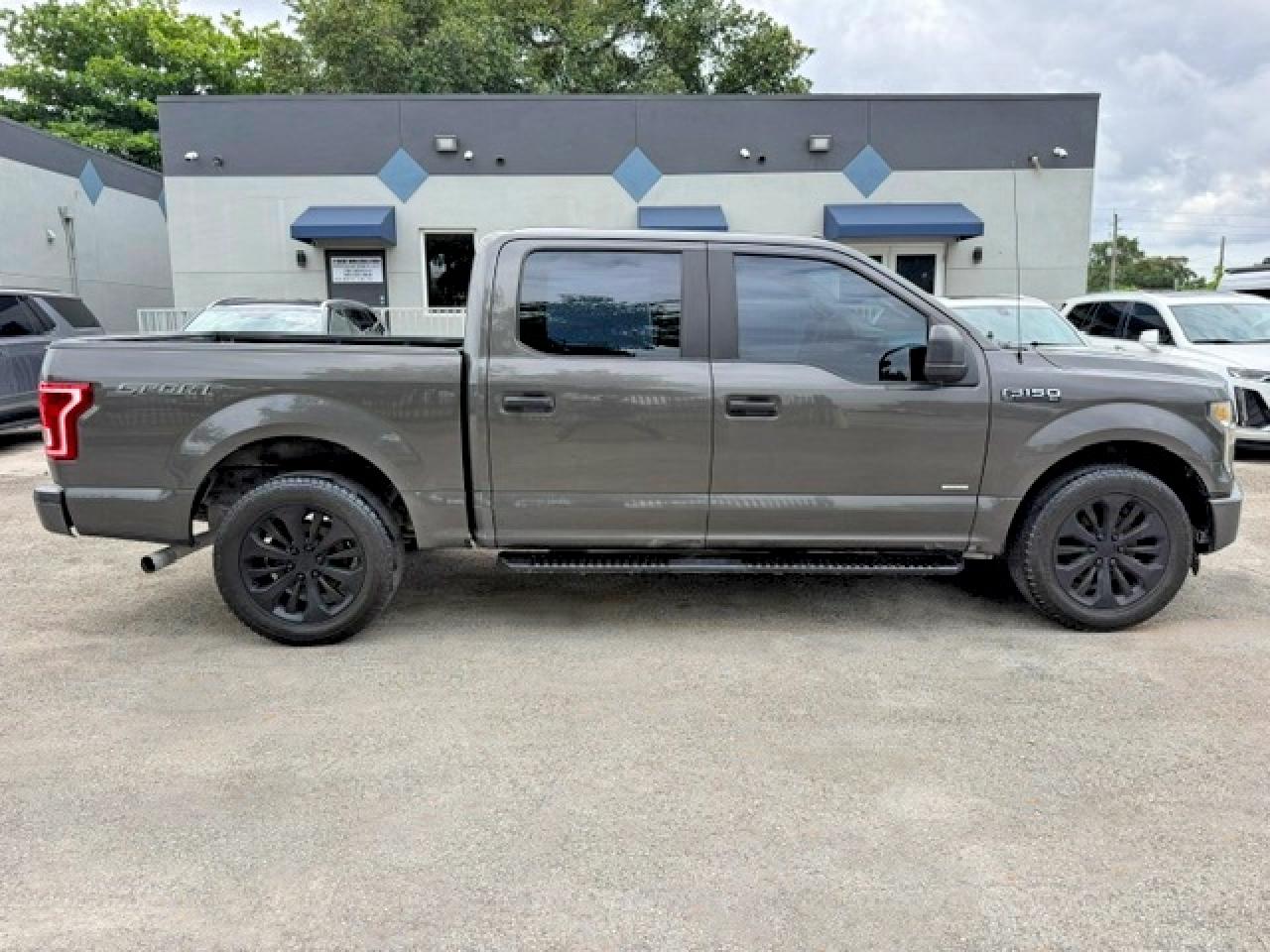 2016 FORD F150