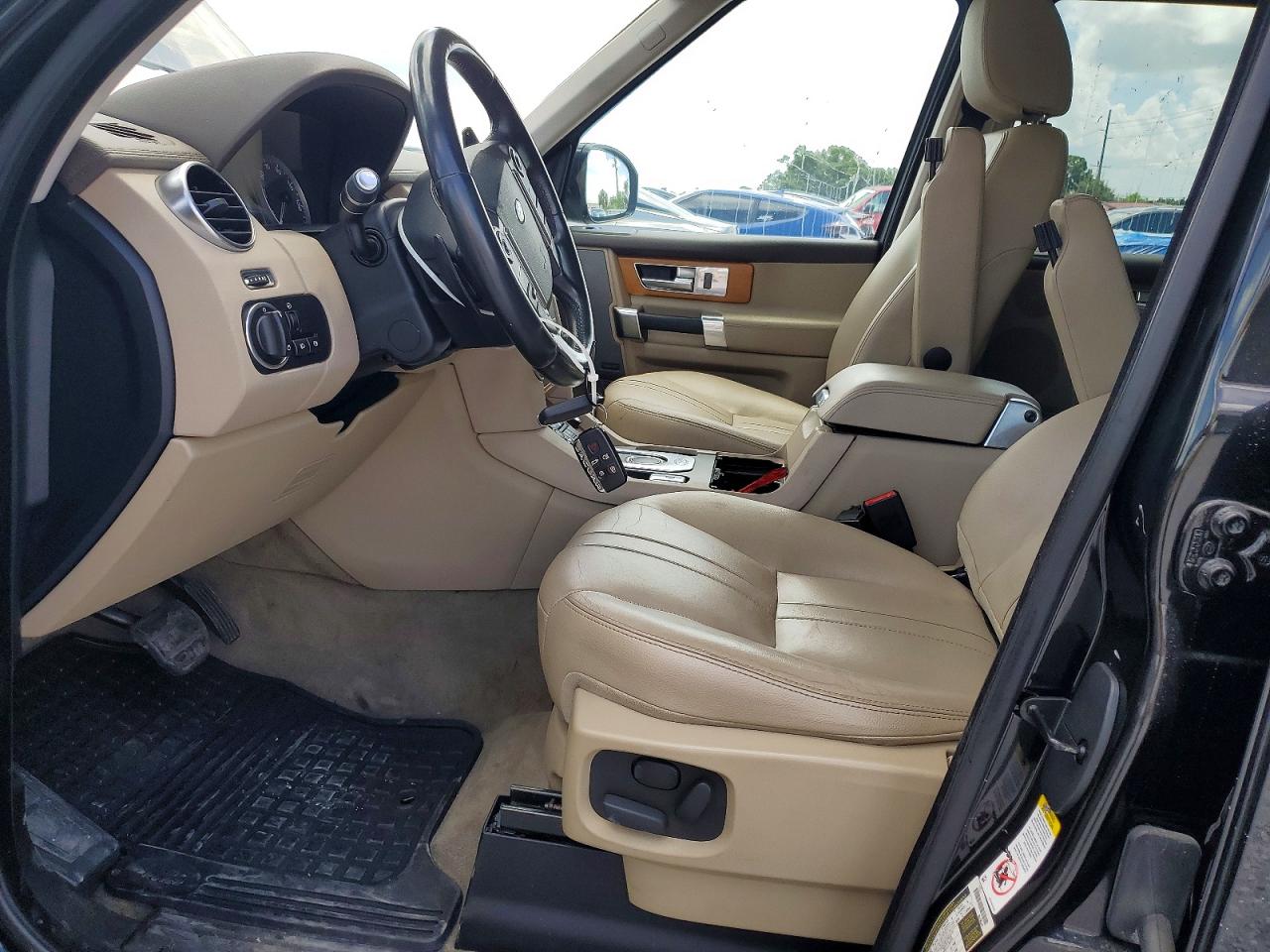 2016 LAND ROVER LR4