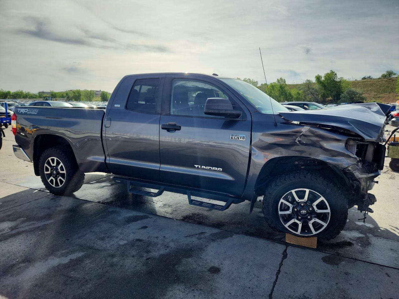 2019 TOYOTA TUNDRA