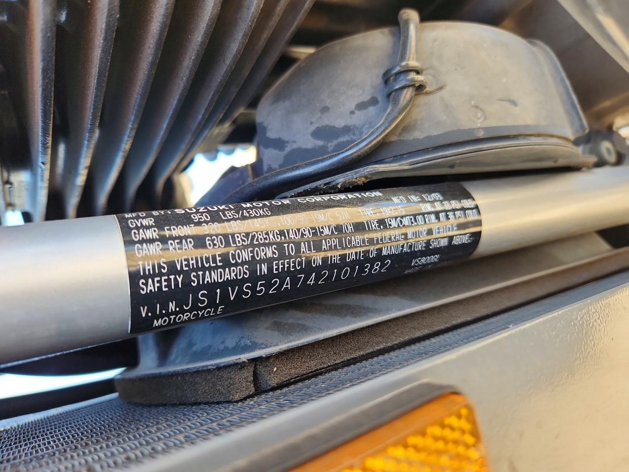 2004 SUZUKI CYCLE VS