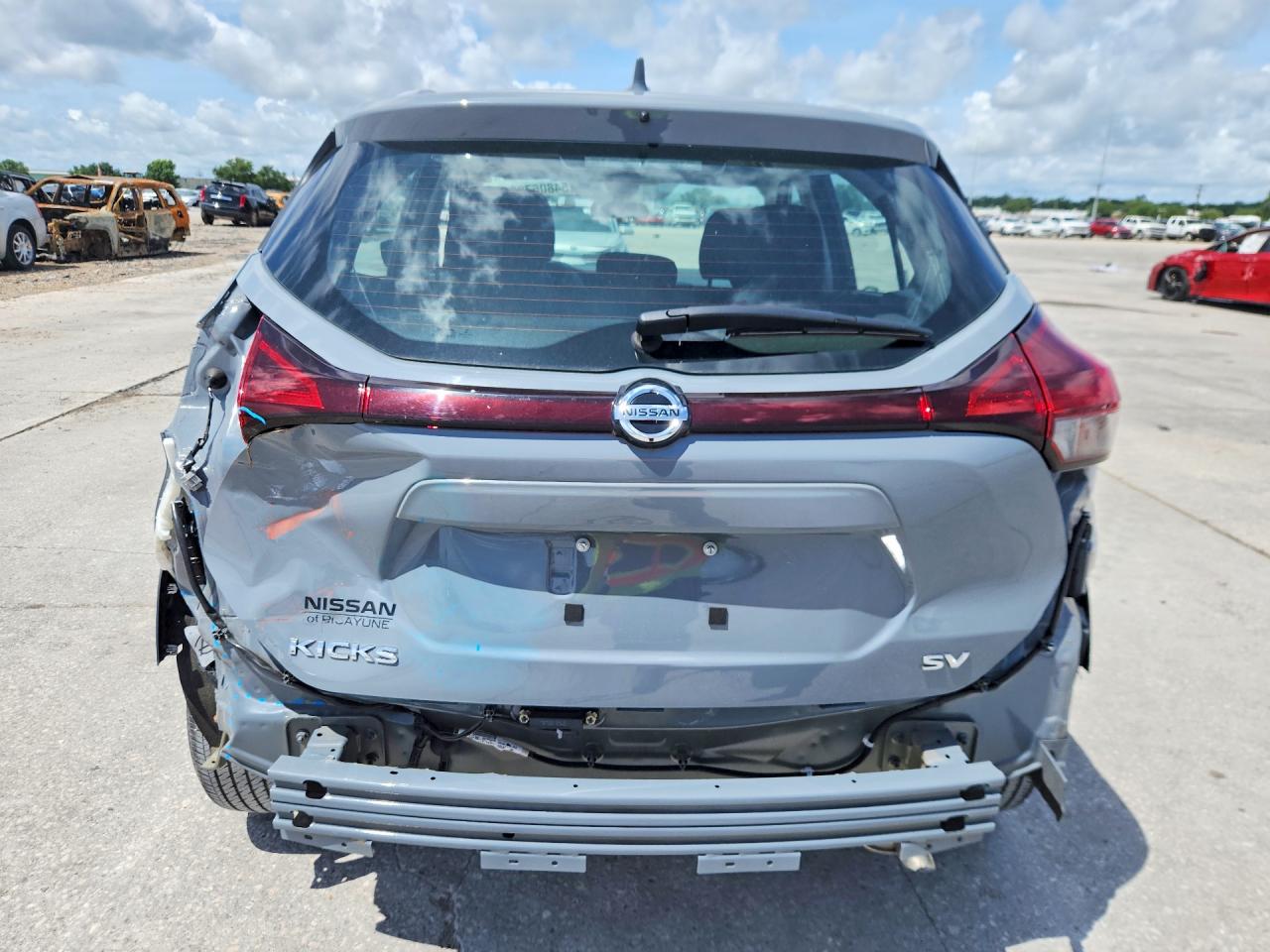 2021 NISSAN KICKS