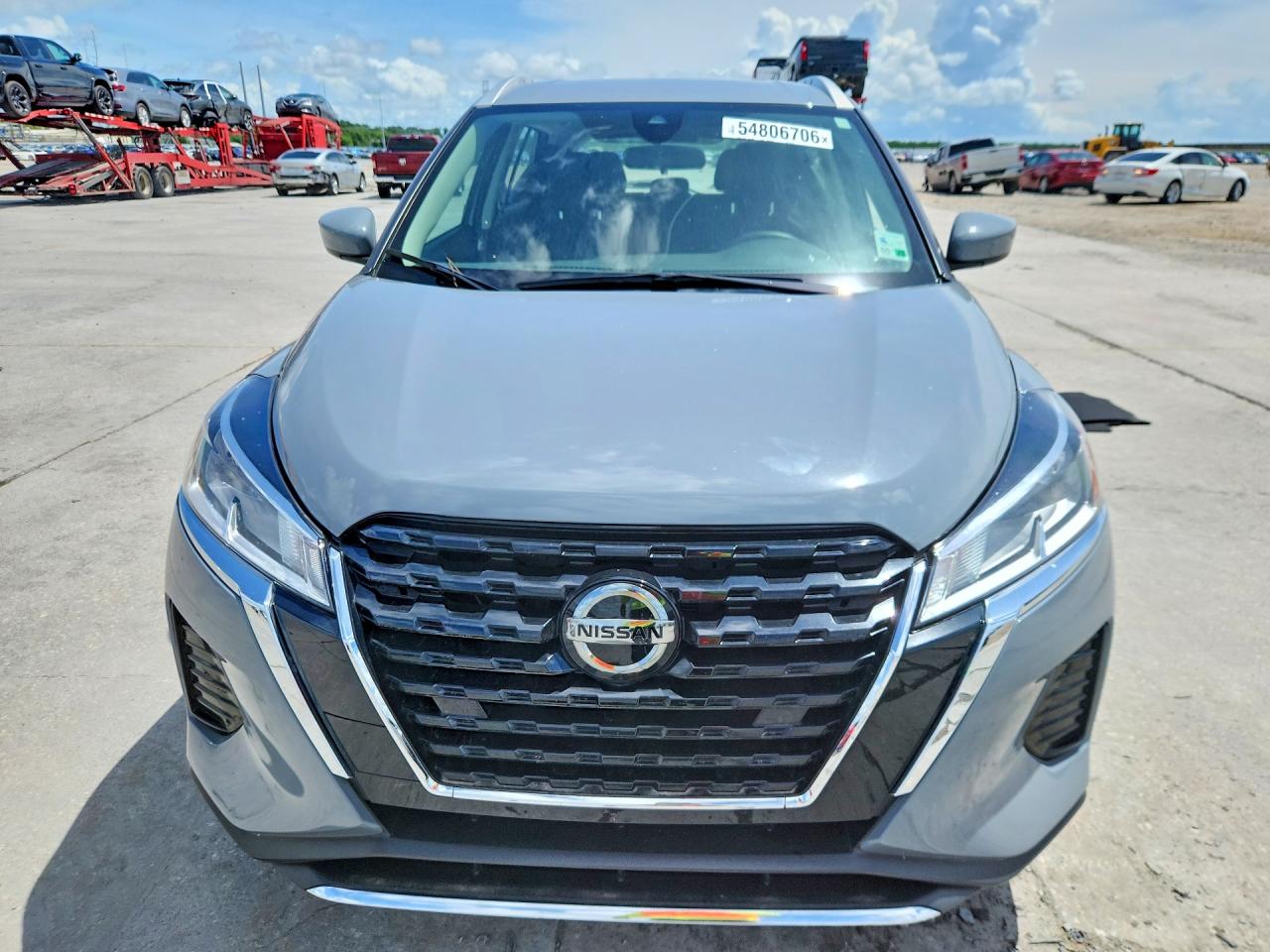 2021 NISSAN KICKS