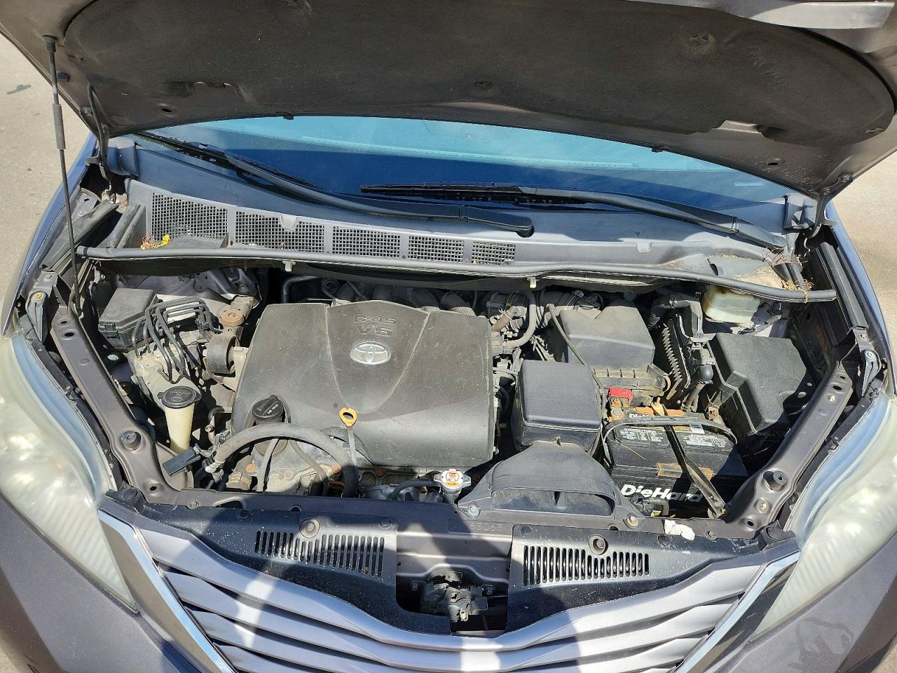 2017 TOYOTA SIENNA