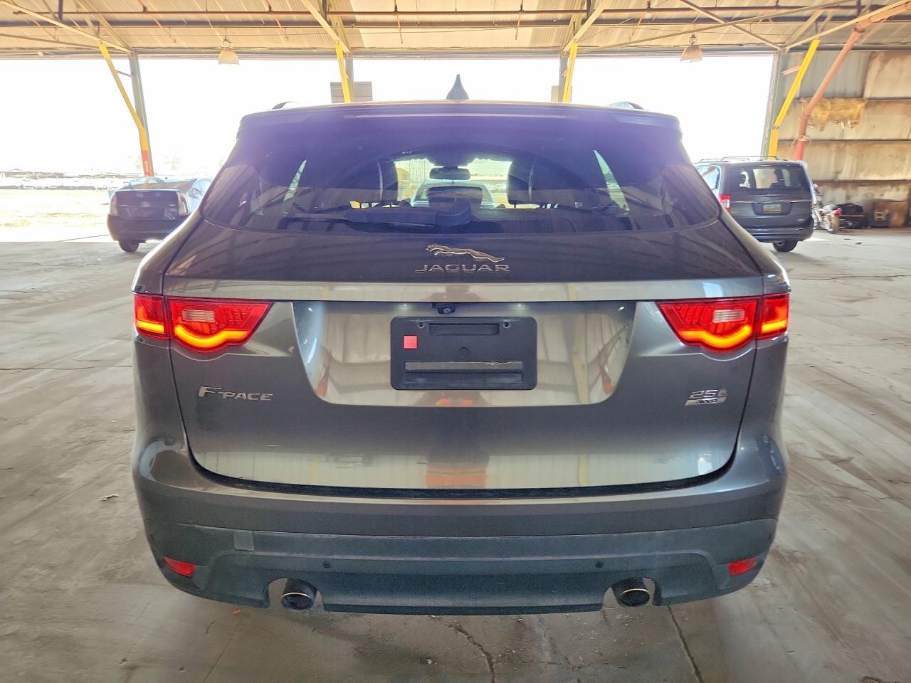2018 JAGUAR F-PACE