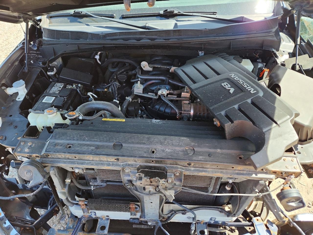 2017 NISSAN TITAN
