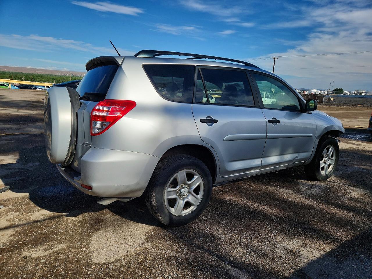 2011 TOYOTA RAV4