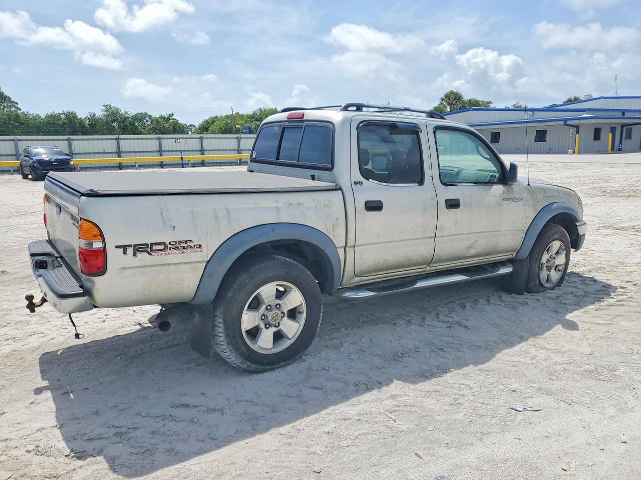 2002 TOYOTA TACOMA