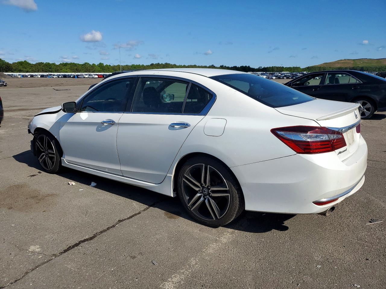 2017 HONDA ACCORD