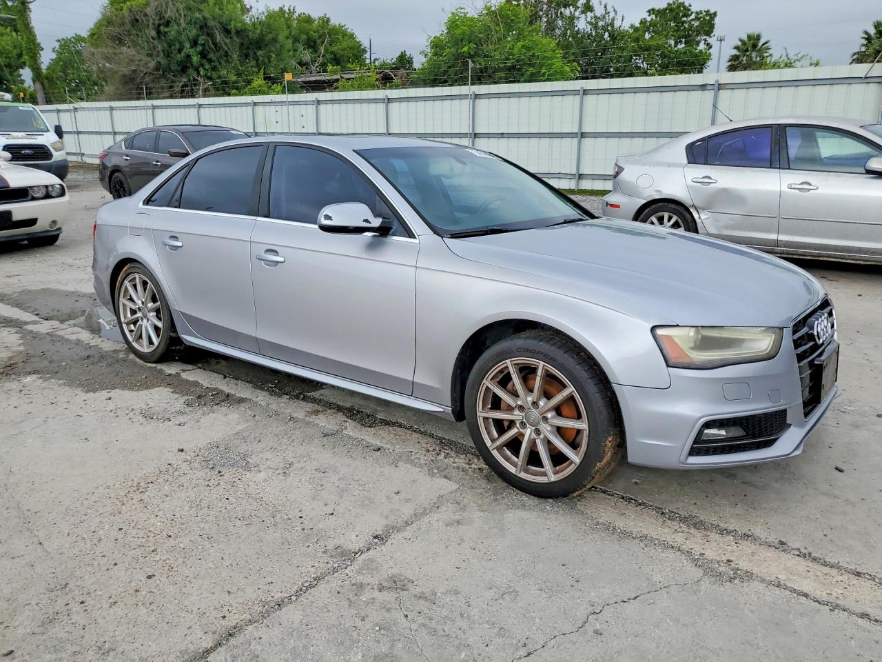 2015 AUDI A4