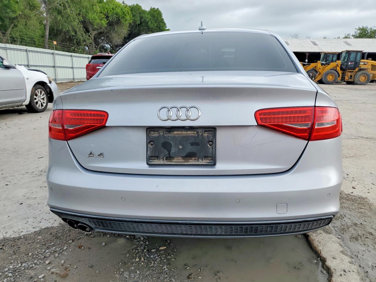 2015 AUDI A4
