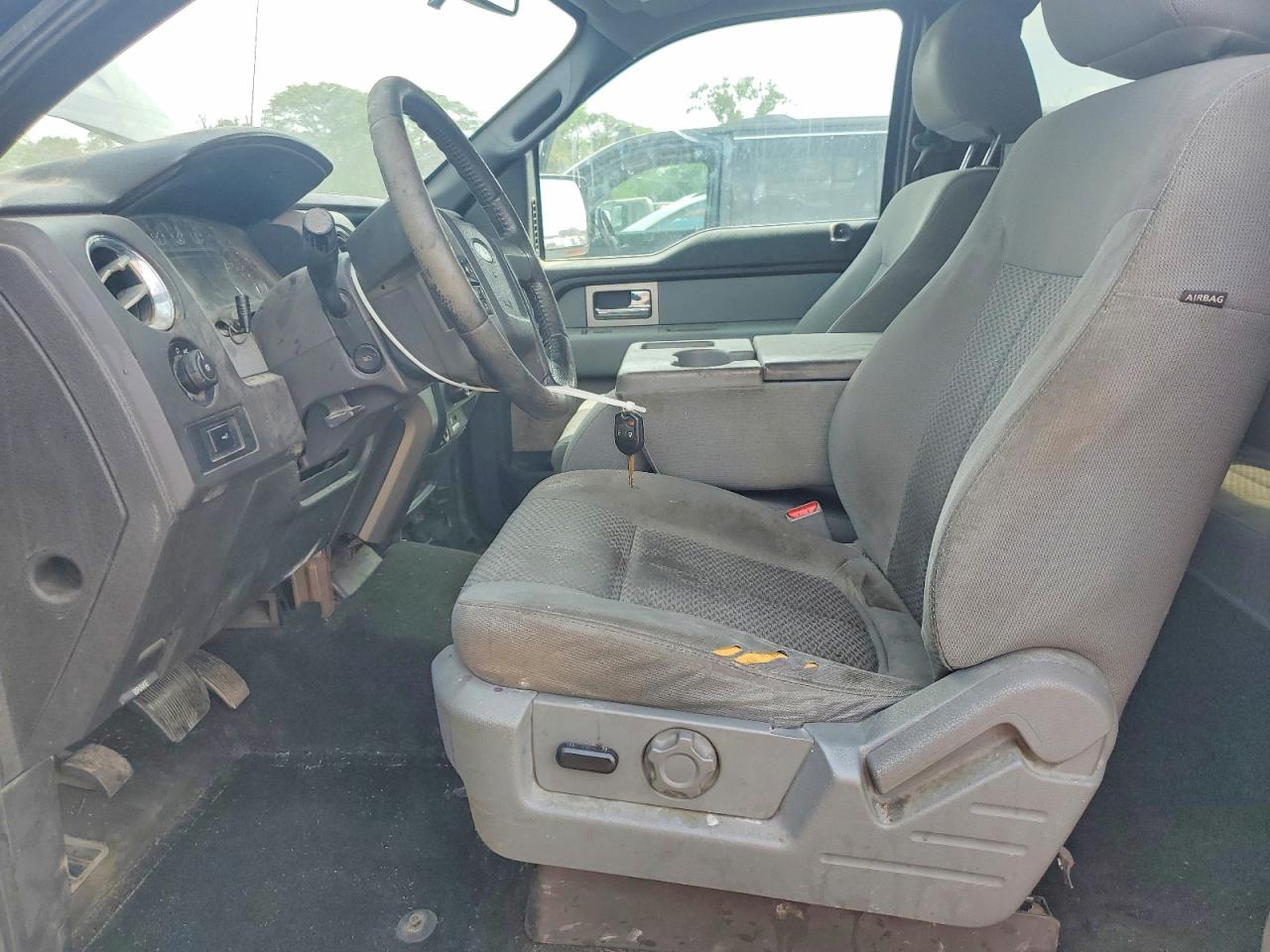 2011 FORD F-150