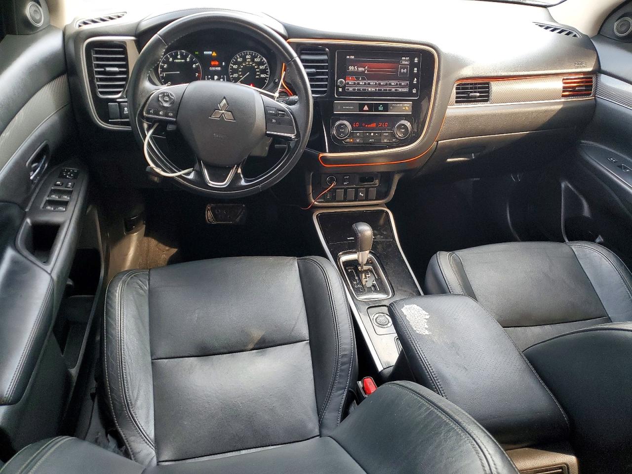2019 MITSUBISHI OUTLANDER