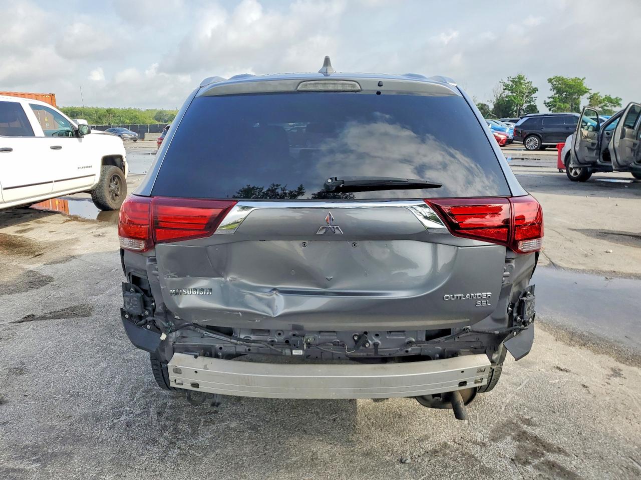2019 MITSUBISHI OUTLANDER