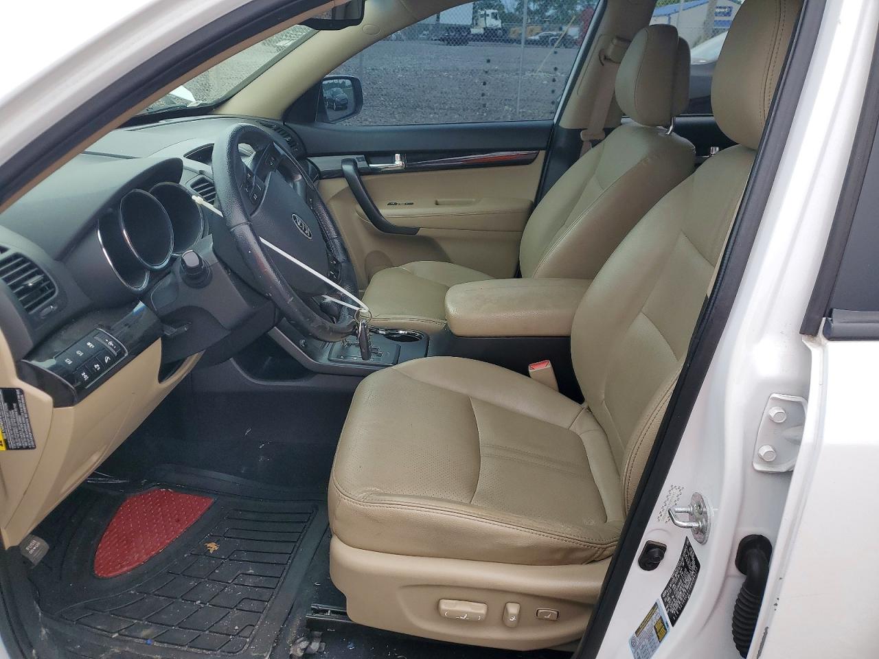 2011 KIA SORENTO