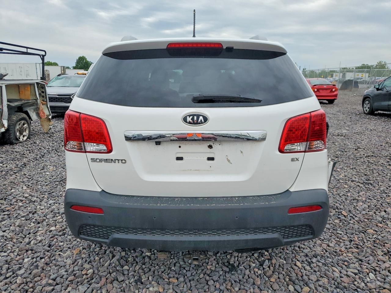 2011 KIA SORENTO