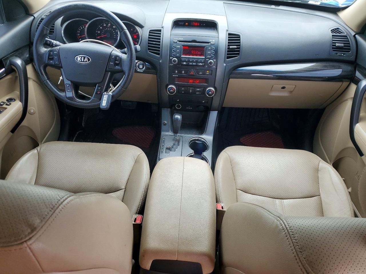 2011 KIA SORENTO