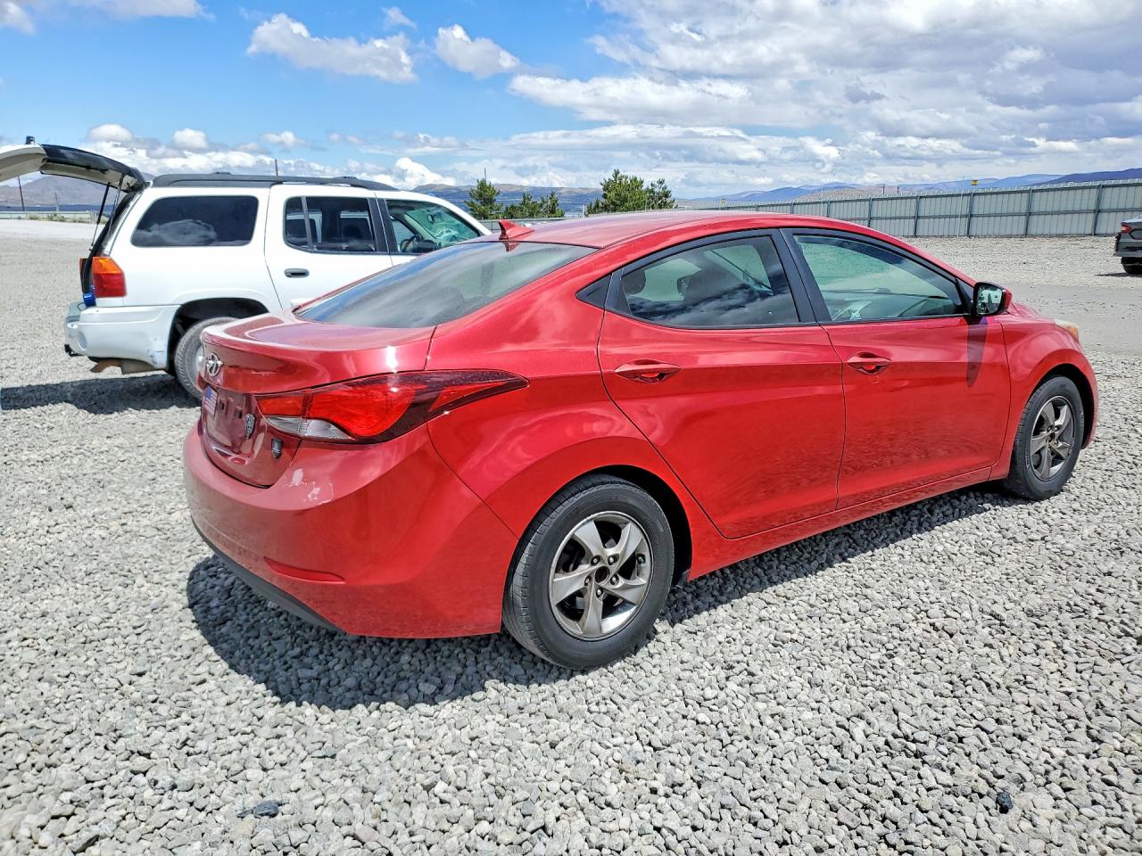2014 HYUNDAI ELANTRA
