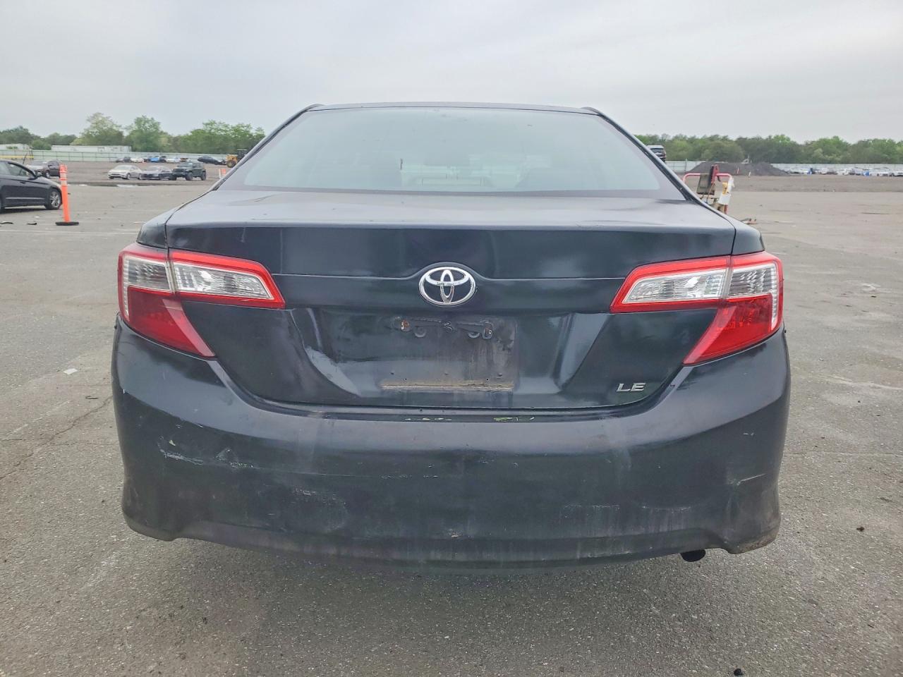 2012 TOYOTA CAMRY