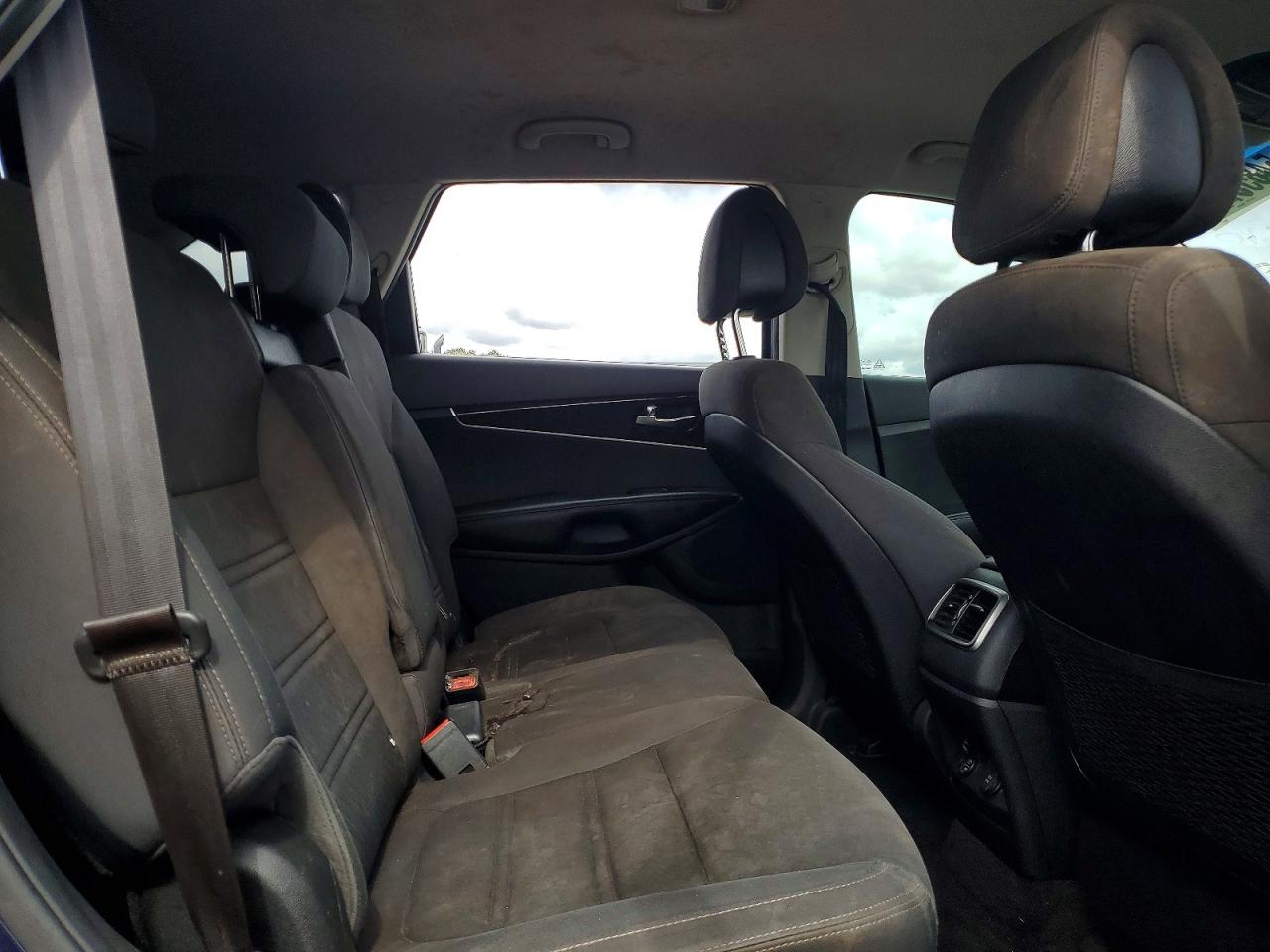 2016 KIA SORENTO