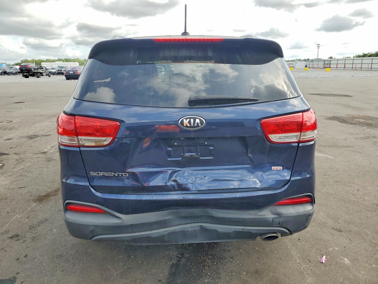 2016 KIA SORENTO