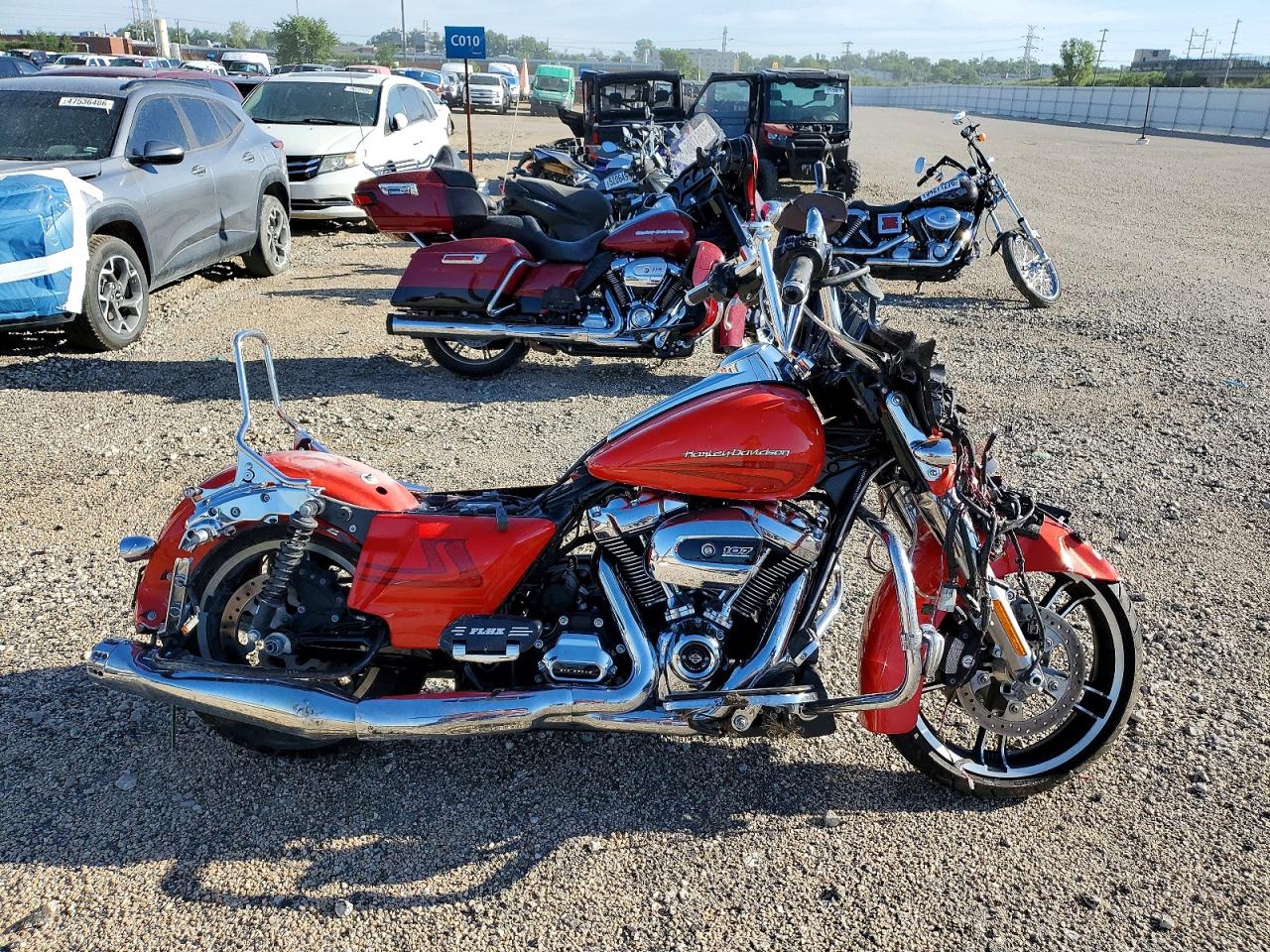 2017 HARLEY-DAVIDSON FL