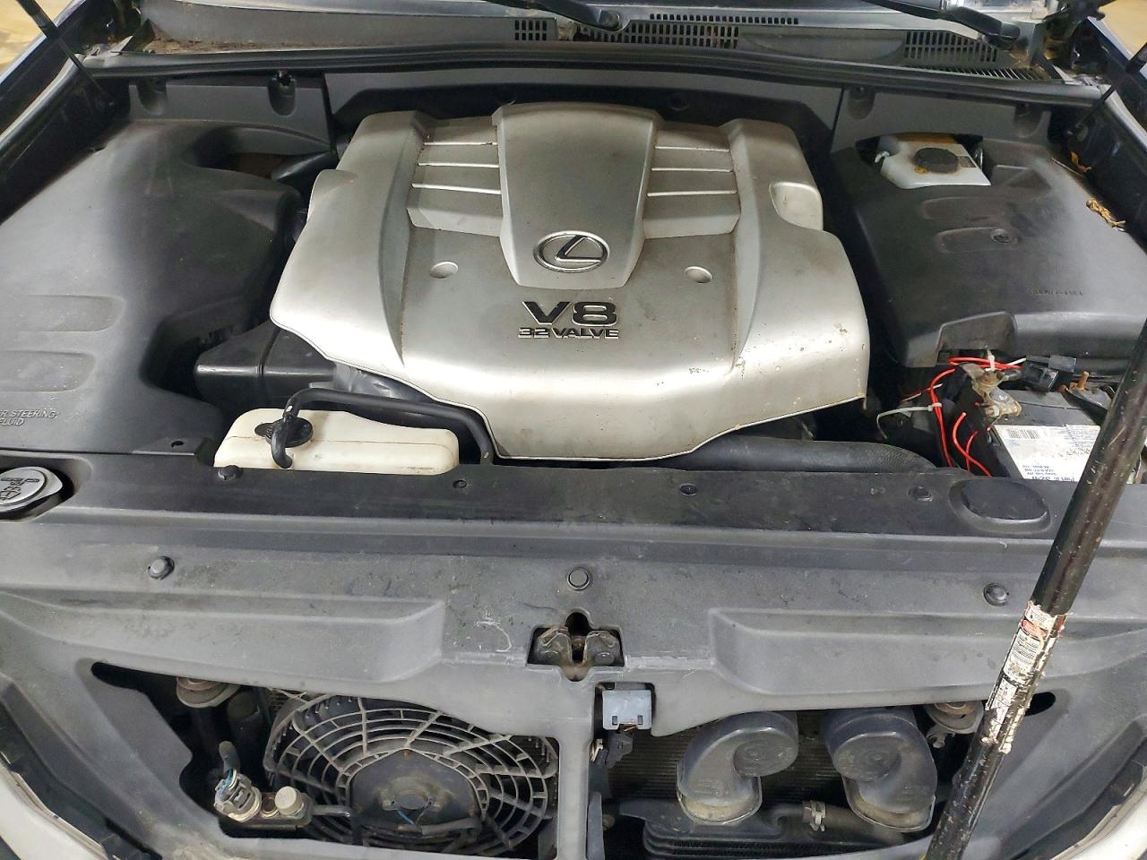 2004 LEXUS GX