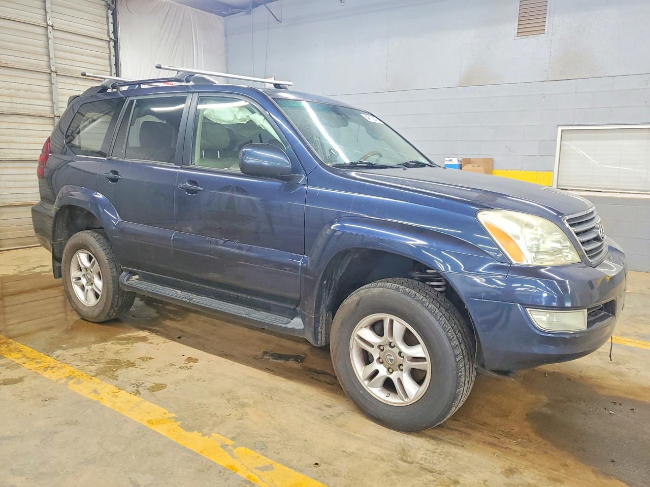 2004 LEXUS GX