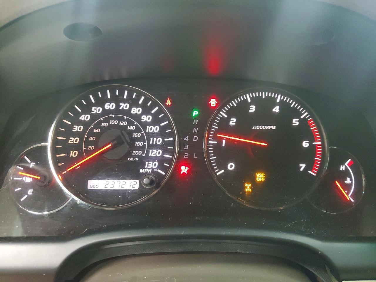2004 LEXUS GX