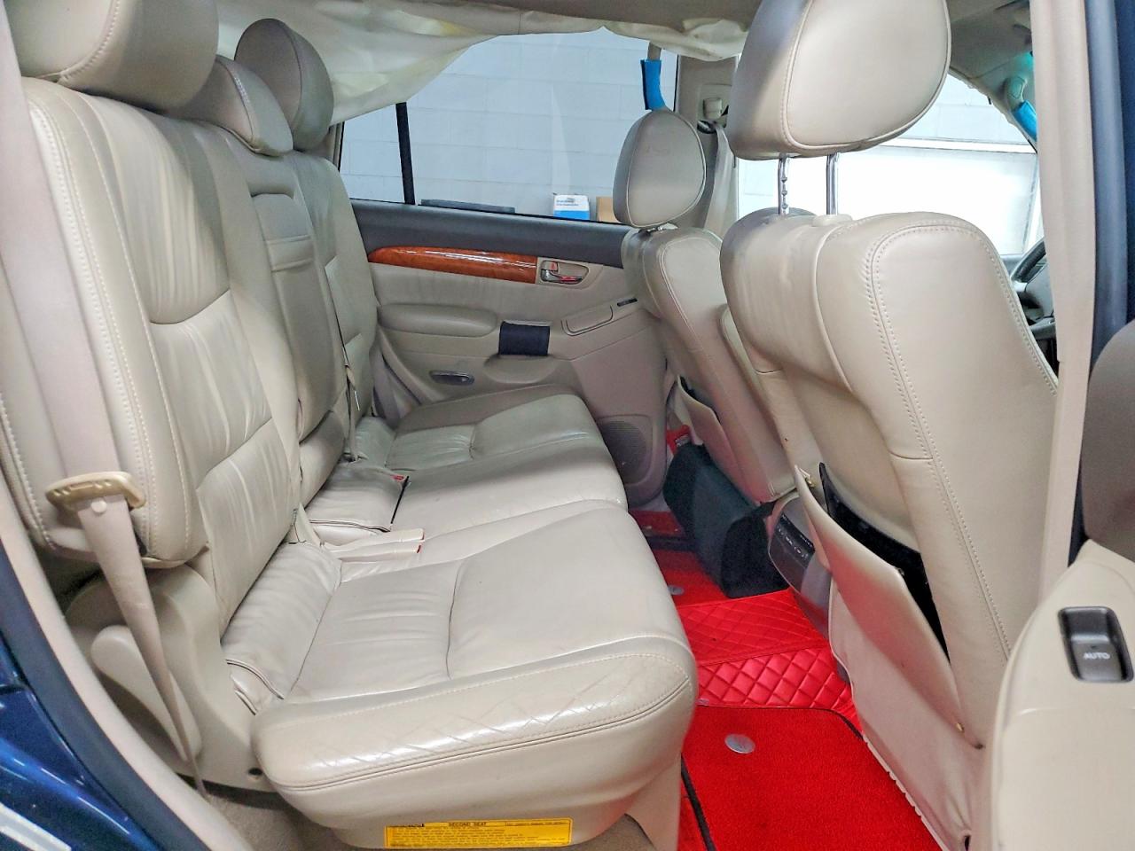 2004 LEXUS GX