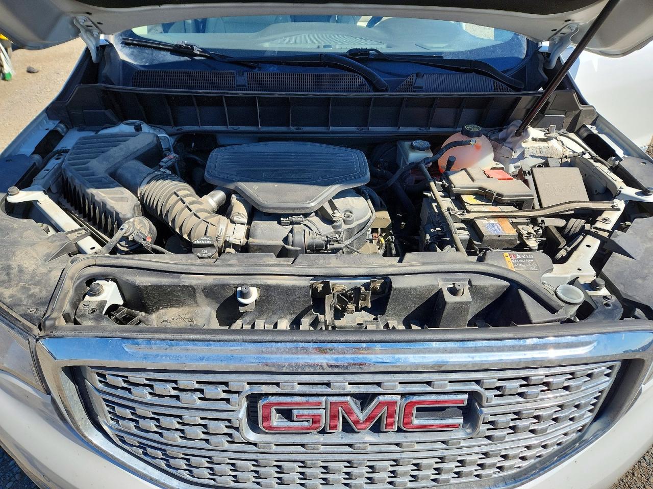 2017 GMC ACADIA DEN