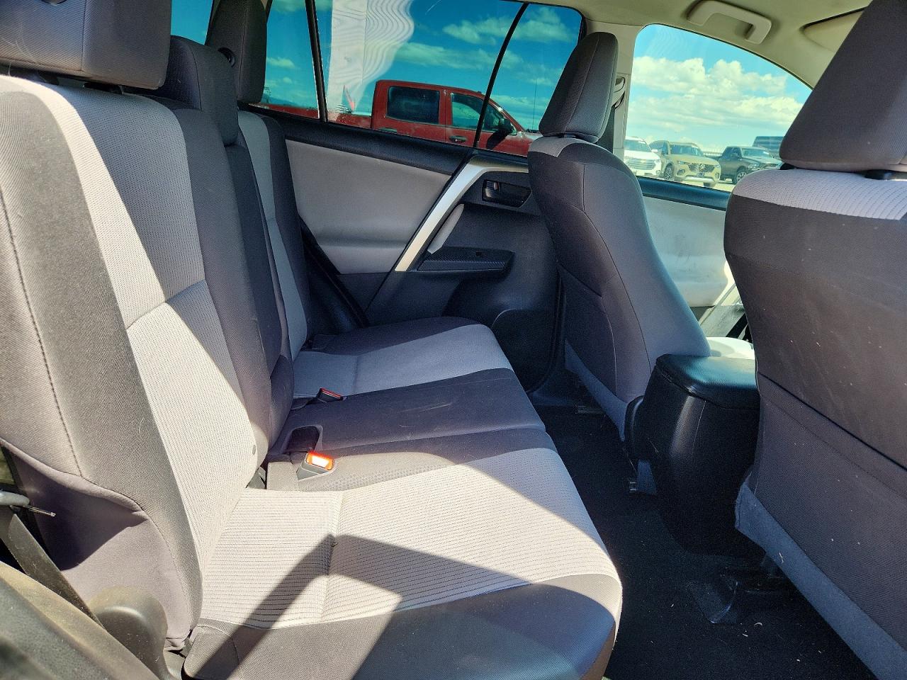 2014 TOYOTA RAV4