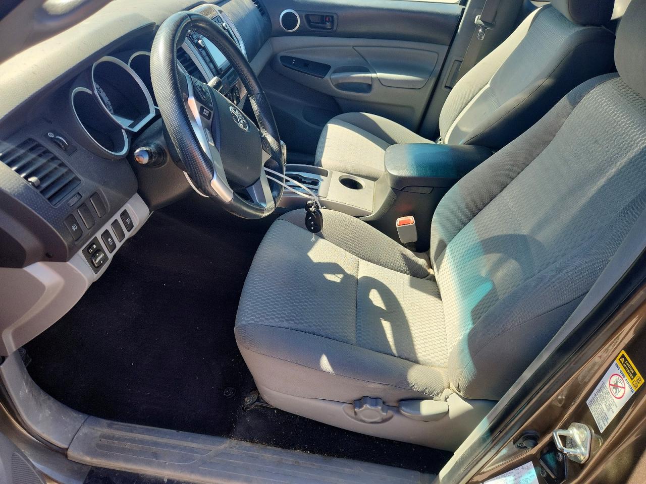 2015 TOYOTA TACOMA