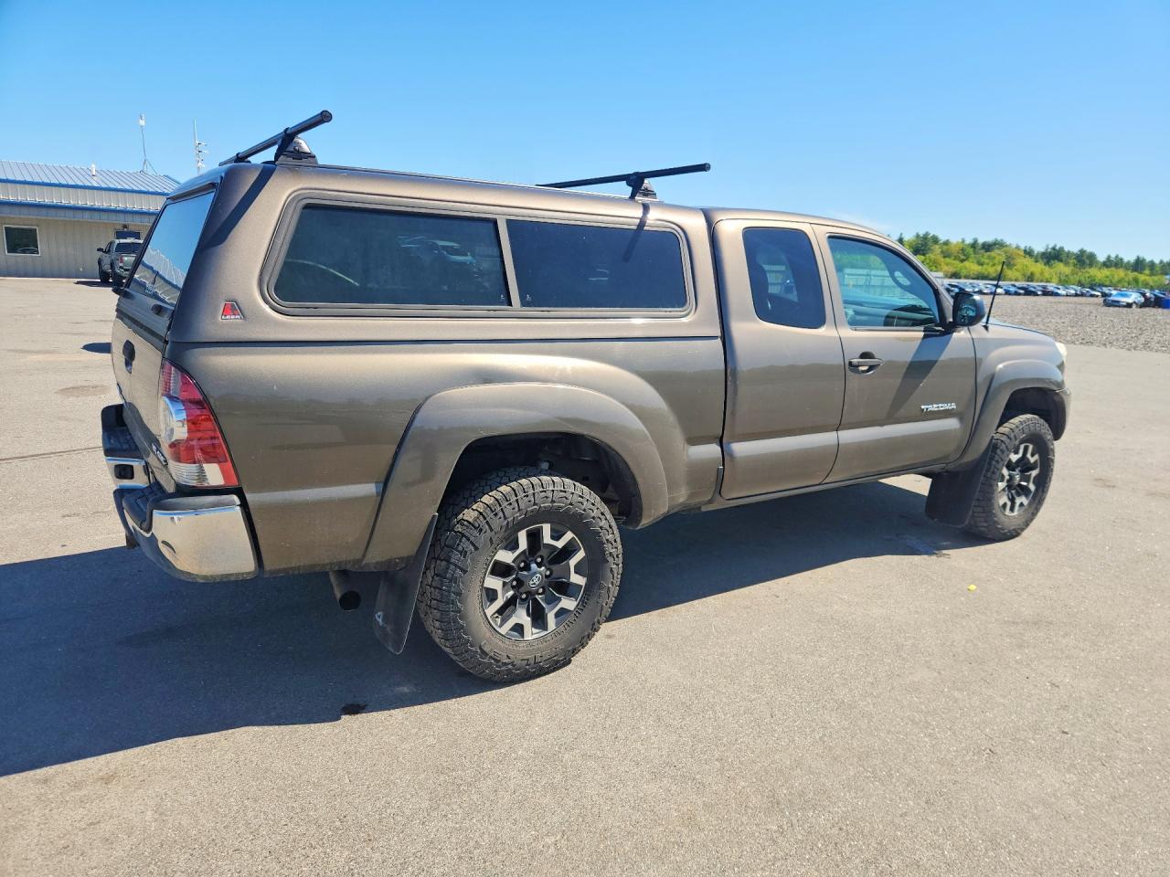 2015 TOYOTA TACOMA