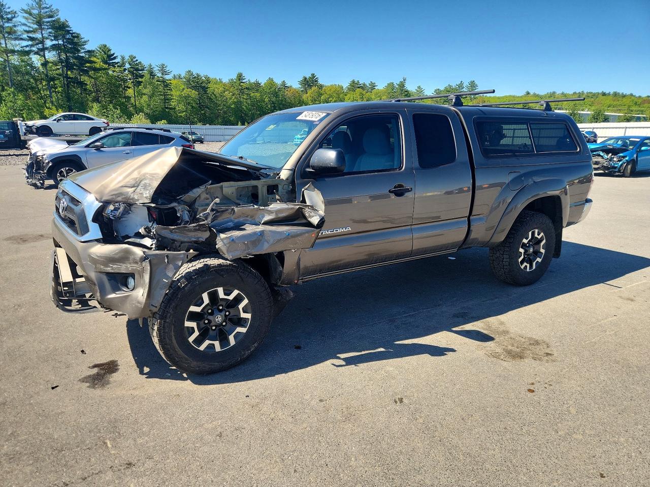2015 TOYOTA TACOMA