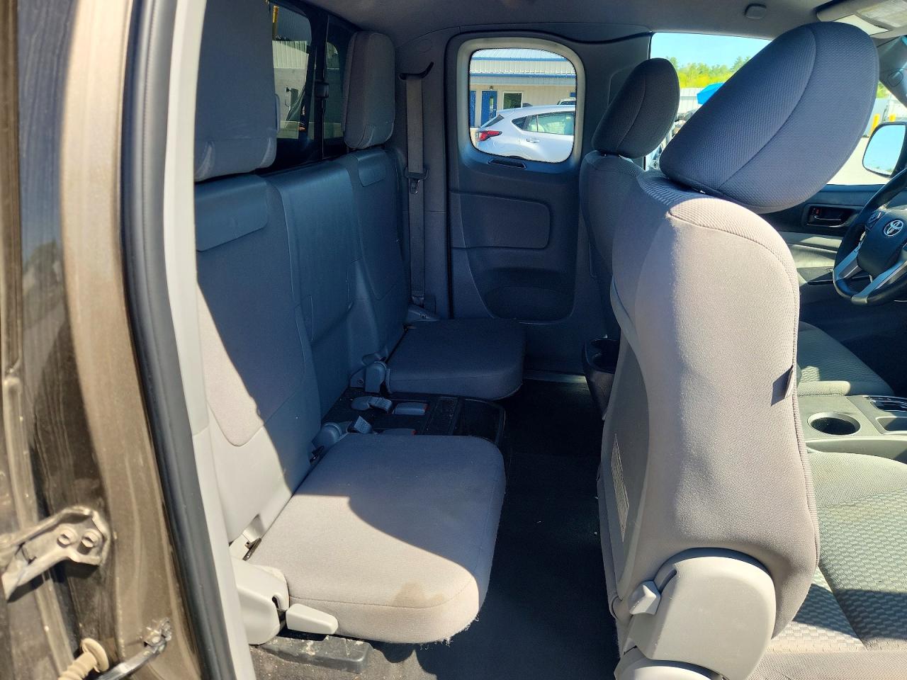 2015 TOYOTA TACOMA