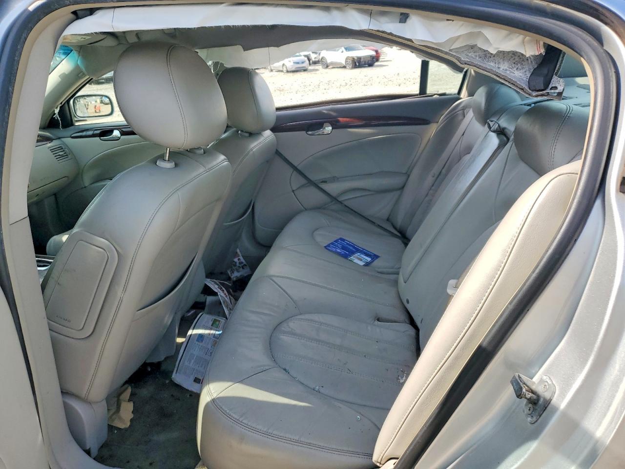 2011 BUICK LUCERNE