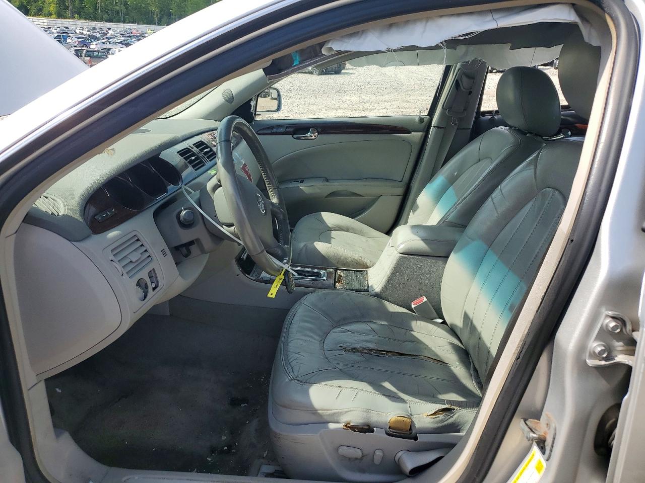2011 BUICK LUCERNE