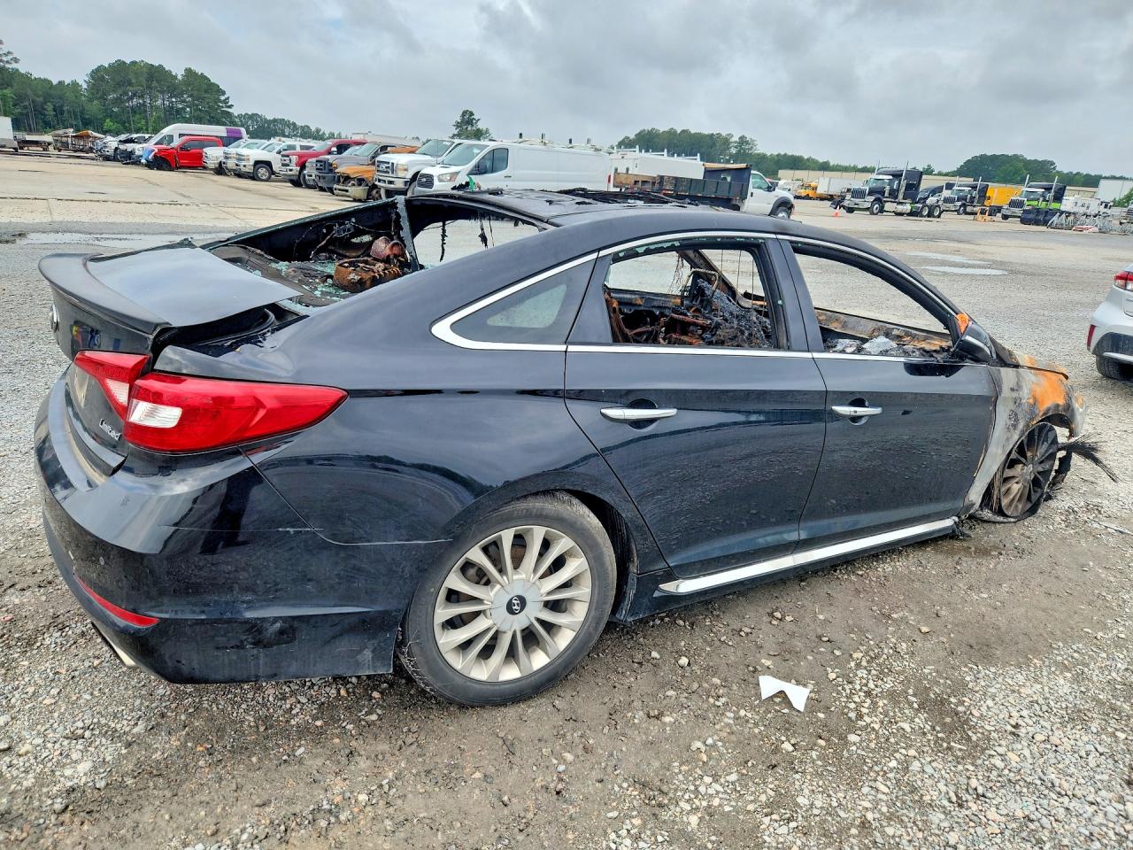 2015 HYUNDAI SONATA