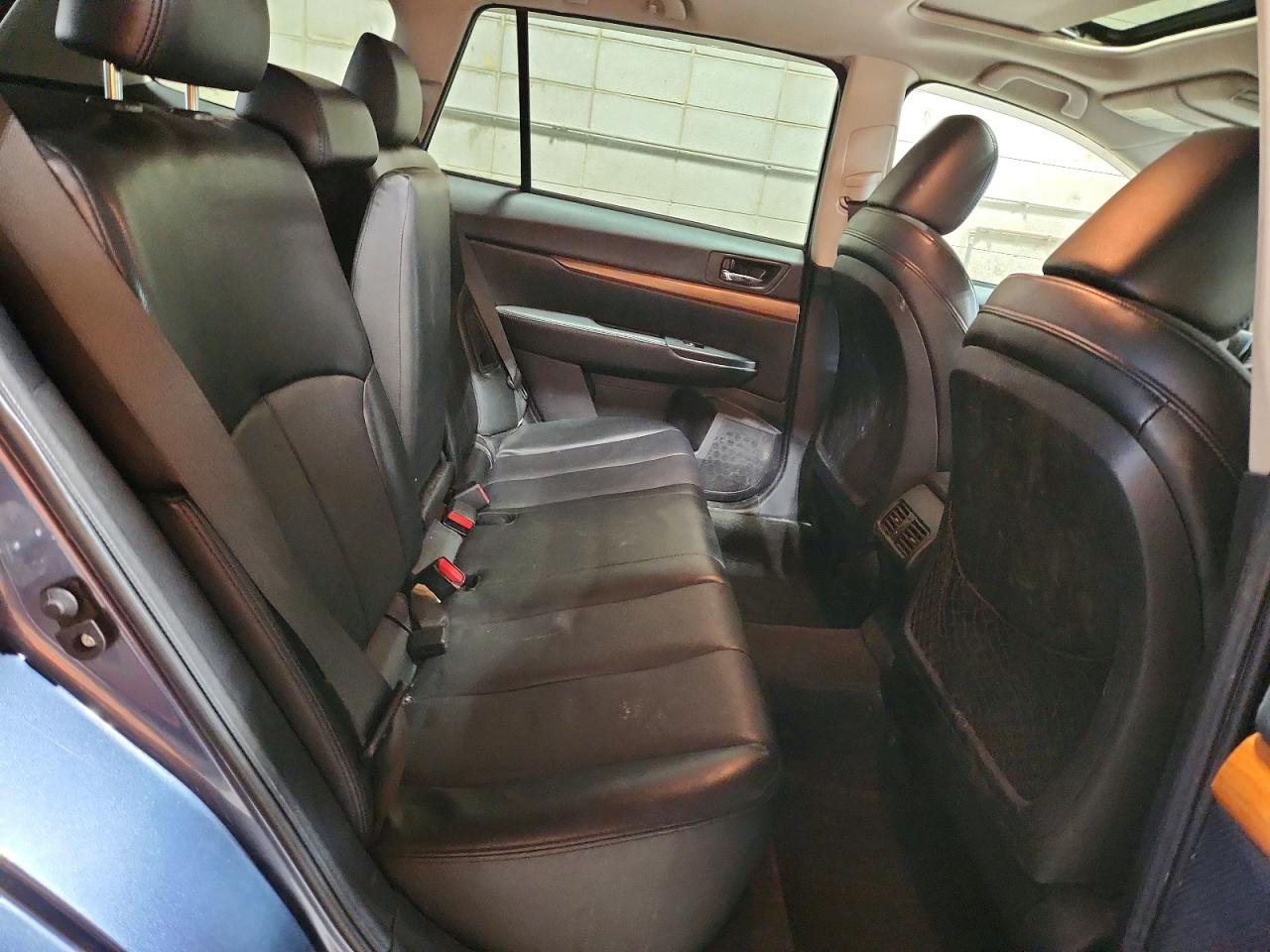 2013 SUBARU OUTBACK
