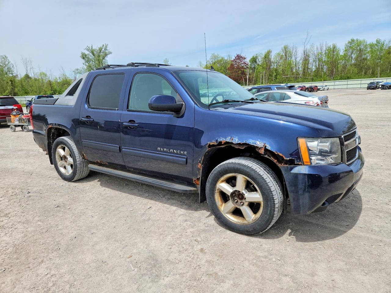 2011 CHEVROLET AVALANCHE