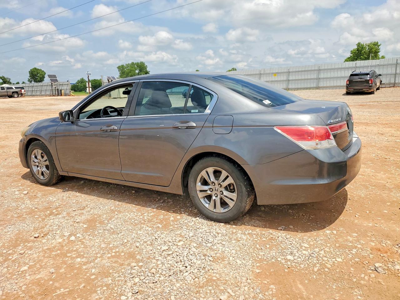 2011 HONDA ACCORD
