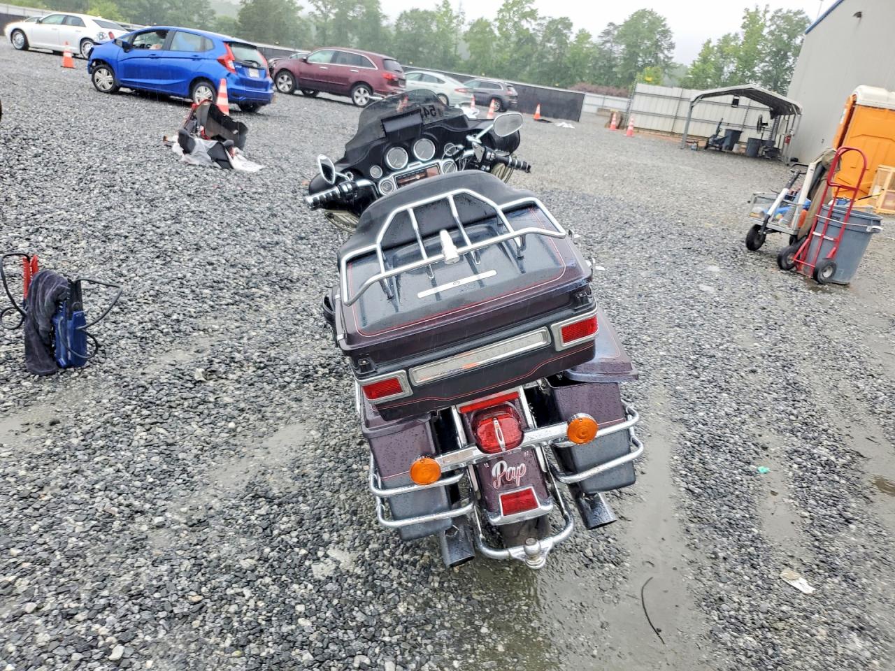 2005 HARLEY-DAVIDSON FL