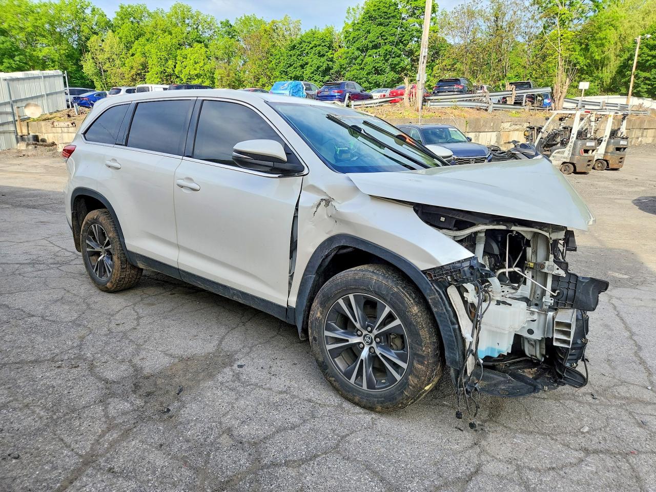 2019 TOYOTA HIGHLANDER