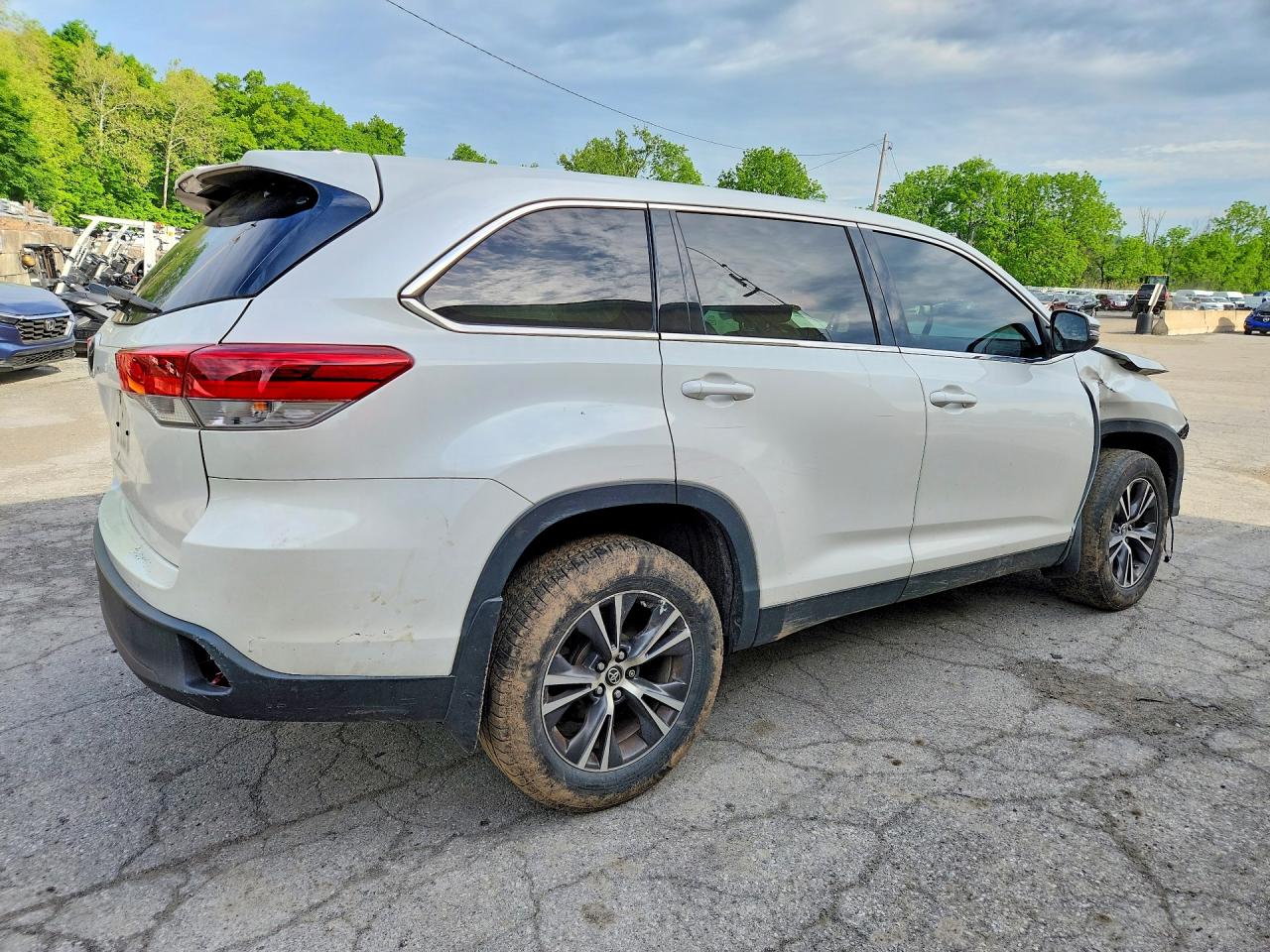 2019 TOYOTA HIGHLANDER