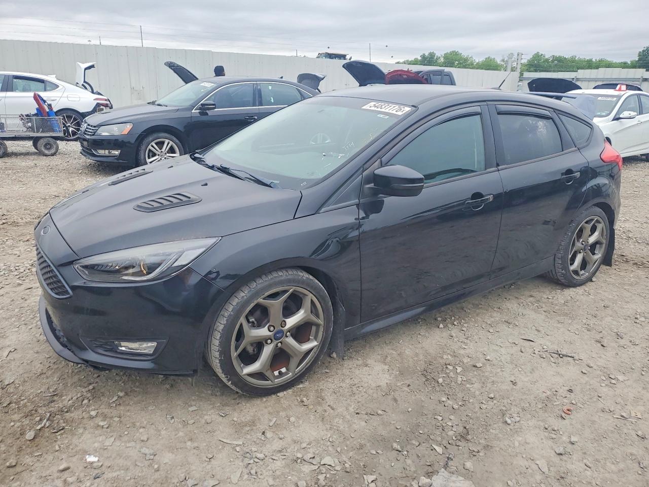 2016 FORD FOCUS
